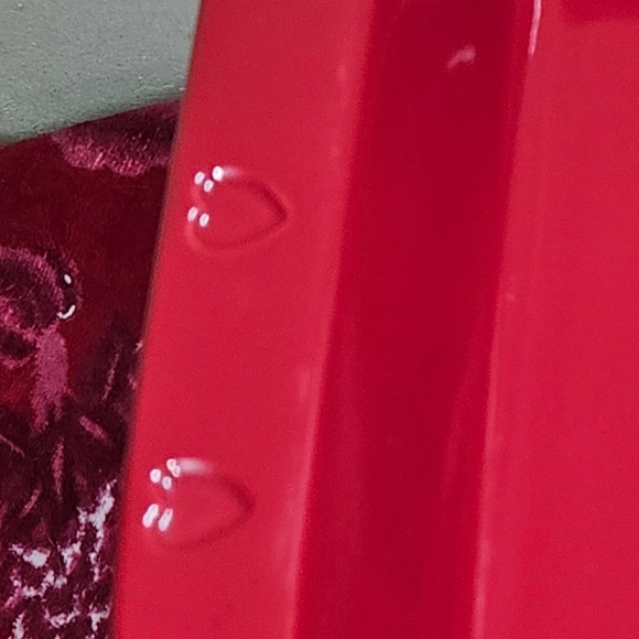 Chantal Valentines Red stoneware Pan 8 X 8 - Picture 5 of 5